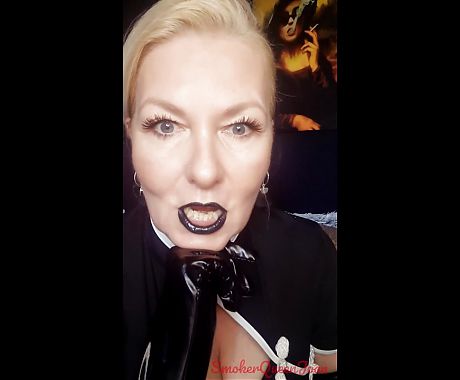 Smoker Queen Joans gloves Dunhill Black Chain Smoke - Human Ashtray Fantasy